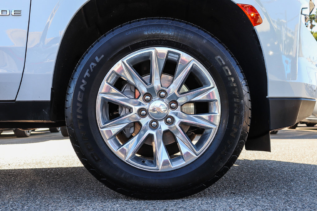 Used 2024 Chevrolet Tahoe Premier RWD image 11