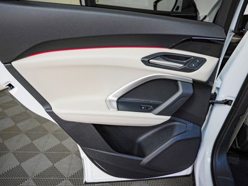 New 2025 Audi Q5 Premium image 23