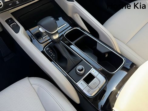 New 2025 Kia Telluride S image 11