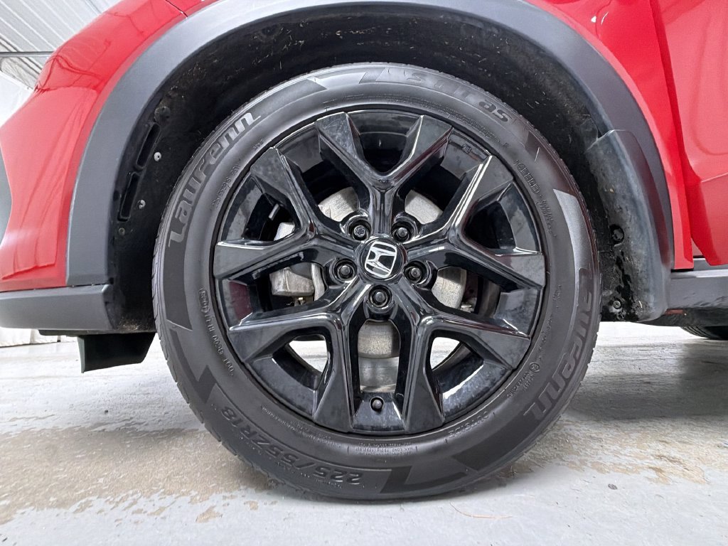 Used 2025 Honda HR-V Sport image 14