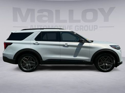 Certified 2026 Ford Explorer ST w/ Sun And Sound Package AWD/4WD image 6