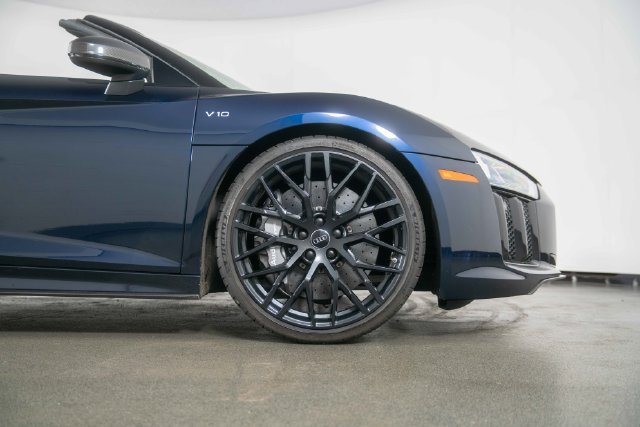 Used 2018 Audi R8 V10 plus AWD/4WD image 11