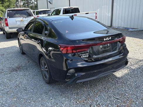 Used 2024 Kia Forte LXS FWD image 4