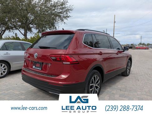 Used 2019 Volkswagen Tiguan SE w/ Panoramic Sunroof Package image 3