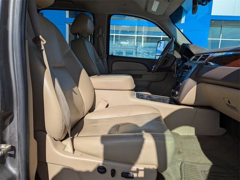 Used 2013 GMC Sierra 2500 SLT w/ SLT Convenience Package image 39