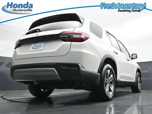 Used 2025 Honda Pilot EX-L image 32