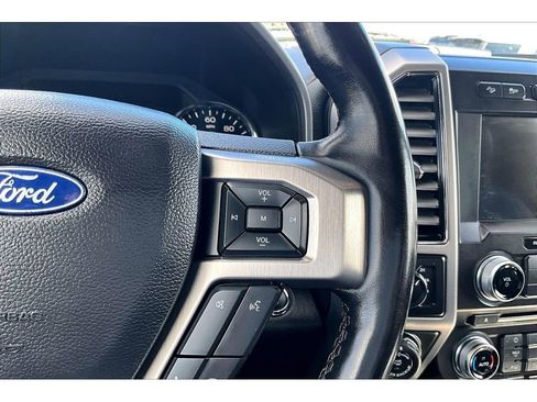 Used 2018 Ford F150 Platinum w/ Equipment Group 701A Luxury image 13