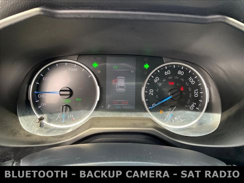 Used 2020 Toyota RAV4 LE AWD/4WD image 13