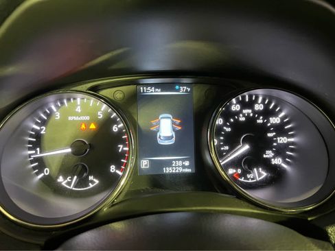 Used 2017 Nissan Rogue S image 14