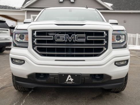 Used 2017 GMC Sierra 1500 SLE w/ SLE Value Package image 10