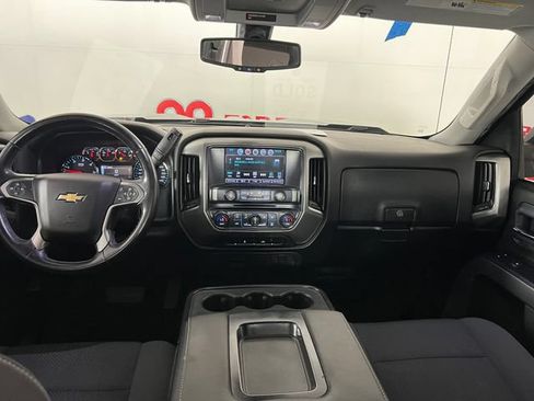 Used 2018 Chevrolet Silverado 1500 LT w/ LT Eassist Package RWD image 13