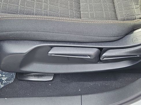 Used 2024 Honda HR-V Sport image 18