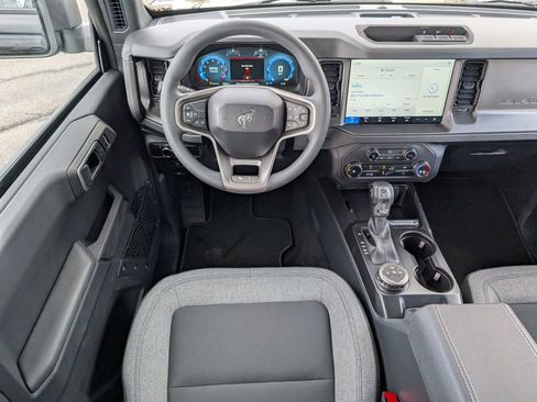 Used 2025 Ford Bronco 4-Door AWD/4WD image 8