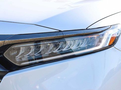 Used 2022 Honda Accord Sport image 10