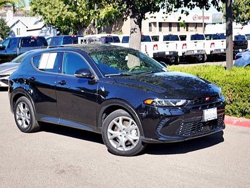 Certified 2024 Dodge Hornet R/T Plus image 3