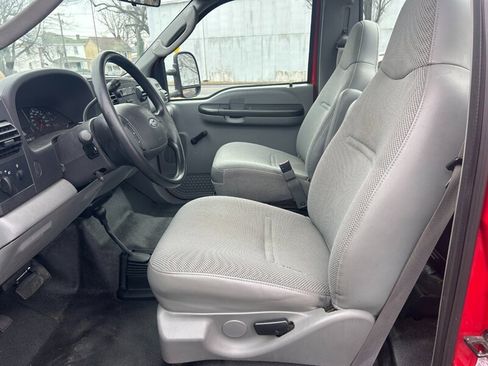 Used 2007 Ford F250 XL image 9