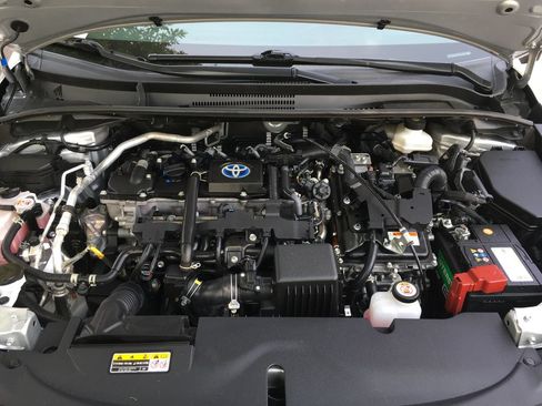 Used 2023 Toyota Corolla LE FWD image 12