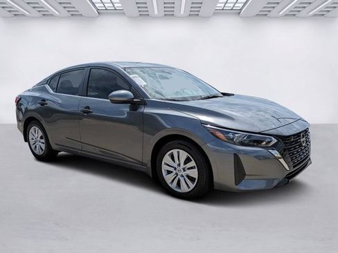 Used 2025 Nissan Sentra S FWD image 1