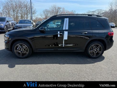 New 2026 Mercedes-Benz GLB 250 4MATIC image 5