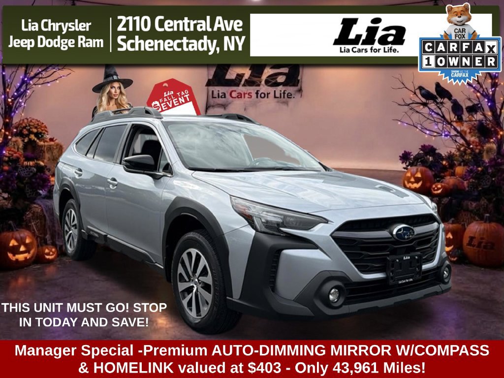 Used 2023 Subaru Outback Premium AWD/4WD image 1
