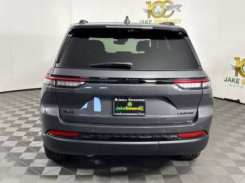 New 2025 Jeep Grand Cherokee Limited w/ Luxury Tech Group II image 7