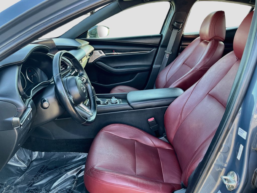 Used 2022 MAZDA MAZDA3 s FWD image 21