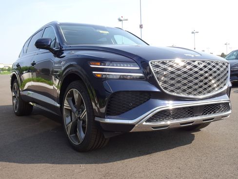 New 2025 Genesis GV80 2.5T Prestige image 6