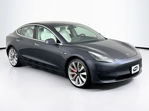 Used 2018 Tesla Model 3 Performance AWD/4WD image 2