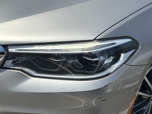 Used 2017 BMW 540i RWD image 6