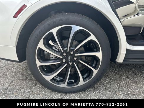 New 2026 Lincoln Nautilus Black Label AWD/4WD image 36