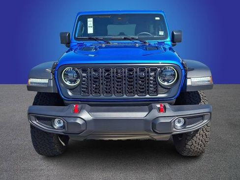 Used 2024 Jeep Wrangler Unlimited Rubicon w/ Technology Group AWD/4WD image 2
