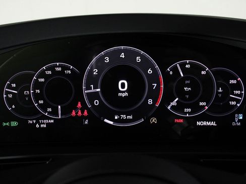 New 2026 Porsche Cayenne Coupe image 13