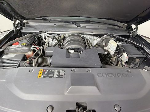 Used 2017 Chevrolet Tahoe Premier AWD/4WD image 34