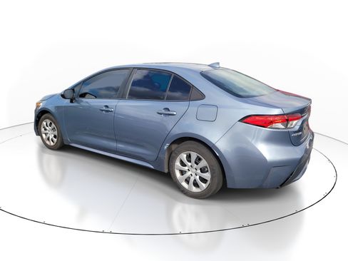 Used 2021 Toyota Corolla LE FWD image 5
