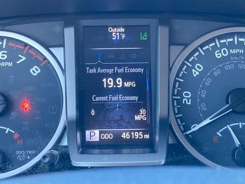 Used 2023 Toyota Tacoma SR5 image 16