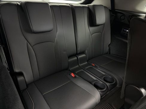 Used 2022 Lexus RX 350L AWD image 25