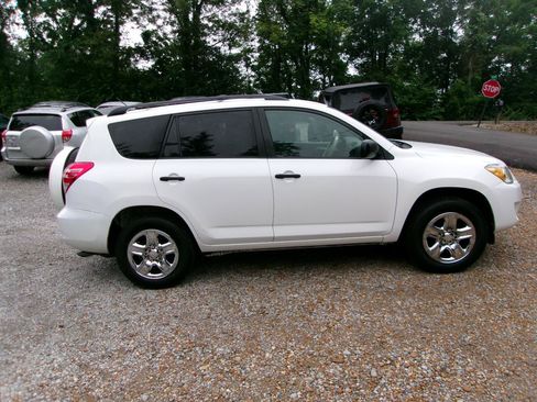 Used 2012 Toyota RAV4 4WD w/ Value Pkg image 24