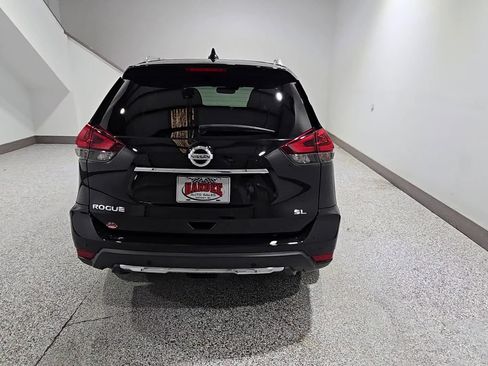 Used 2019 Nissan Rogue SL FWD image 7