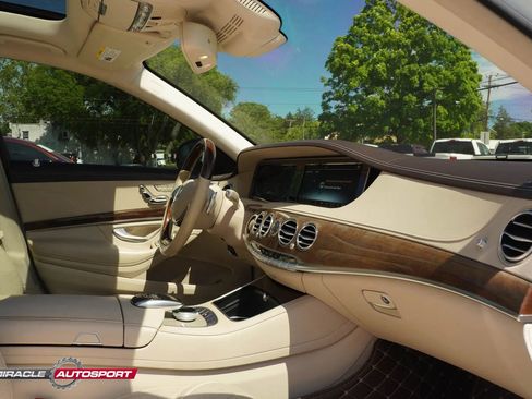 Used 2016 Mercedes-Benz S 550 4MATIC Sedan image 35