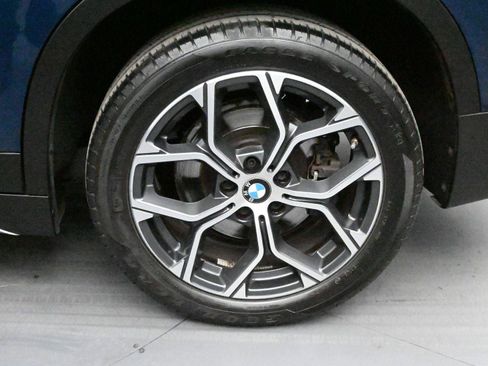 Used 2021 BMW X1 xDrive28i w/ Convenience Package image 12