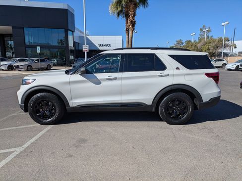 Used 2022 Ford Explorer Timberline AWD/4WD image 2