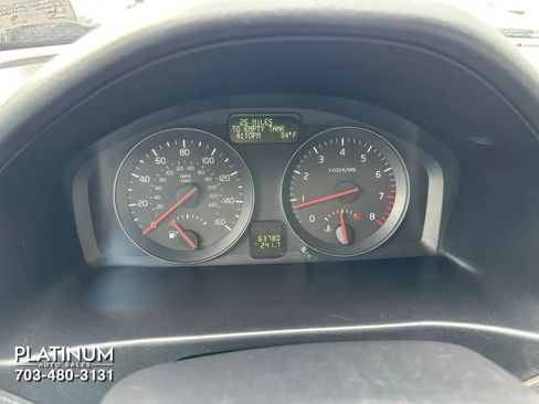 Used 2010 Volvo S40 2.4i FWD image 8