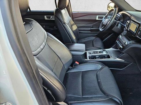 Used 2020 Ford Explorer ST image 22