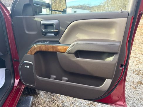 Used 2019 GMC Sierra 2500 SLT w/ Duramax Plus Package image 27