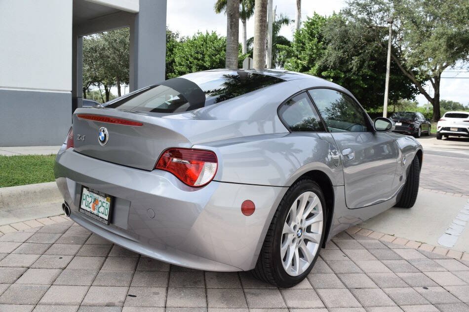 Used 2007 BMW Z4 3.0si RWD image 6
