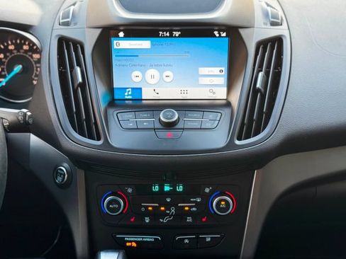 Used 2019 Ford Escape SEL FWD image 33