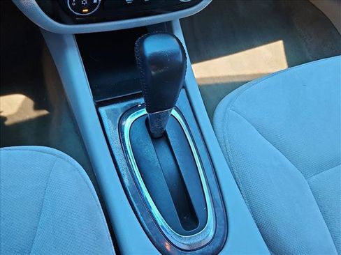 Used 2013 Chevrolet Impala LT FWD image 12