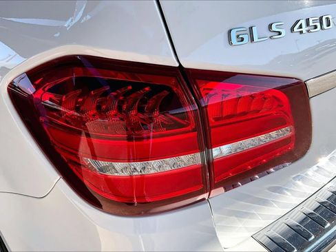 Used 2019 Mercedes-Benz GLS 450 4MATIC image 29