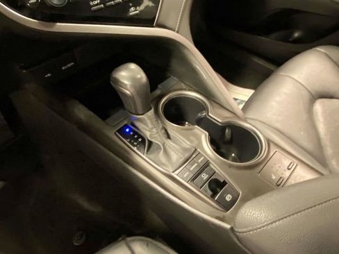 Used 2023 Toyota Camry XSE image 16