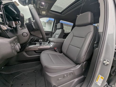 New 2026 Chevrolet Silverado 1500 LTZ w/ LTZ Convenience Package II image 14